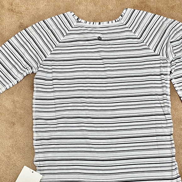 Lululemon Striped Emerald Long Sleeve - Picture 5 of 9